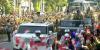 Naik Maung Garuda, Prabowo Sapa Masyarakat yang Padati Jalan Medan Merdeka (FOTO:Biro Pers Sekretariat Presiden)