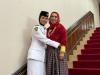 Haru Orang Tua Siswa Sekolah Rakyat yang Terpilih Paskibraka Nasional 2026 di Istana Merdeka. (Foto: Istimewa)