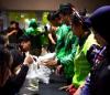 Semangat MengEMASkan Indonesia, Pegadaian Salurkan 1.000 Paket Sembako untuk Pengemudi Ojek Online. (Foto: Doc Pegadaian)