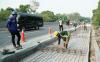 PT Jasamarga Tollroad Maintenance (JMTM) melaksanakan pekerjaan preservasi jalan di Ruas Tol Semarang. (Foto: Ist)