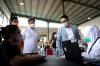 Ridwan Kamil dan Menkes Tinjau Vaksinasi Massal  di Bandung