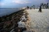 Wisata Pasir Putih Pantai Reklamasi