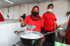 Begini Proses Pembuatan Minyak Kelapa di Demo Masak PDIP