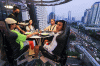 Begini Sensasi Menyantap Hidangan dari Ketinggian di Lounge In The Sky