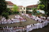 Halal Bihalal di Hari Pertama Masuk Sekolah Usai Lebaran