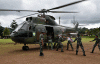 Helikopter TNI AU Kembali Distribusikan Bantuan Logistik untuk Korban Gempa Cianjur Melalui Udara