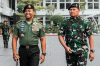 Momen Kedekatan Panglima TNI dan Kasal Yudo saat Melepas Keberangkatan KRI Frans Kaisiepo-368