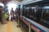 Ribuan Warga Antusias Naik LRT Gratis HUT Kota Palembang
