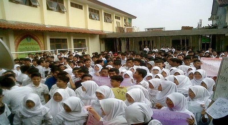 Menag Sebut Pendidikan Gratis Juga Bakal Diterapkan di Madrasah Menag Sebut Pendidikan Gratis Juga Bakal Diterapkan di Madrasah