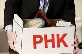 Pionir Taksi Online Uber PHK 3.000 Karyawan Secara Global Pionir Taksi Online Uber PHK 3.000 Karyawan Secara Global