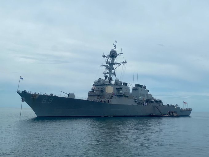 Militer AS Cegat 120 Kapal Iran di Selat Hormuz Militer AS Cegat 120 Kapal Iran di Selat Hormuz