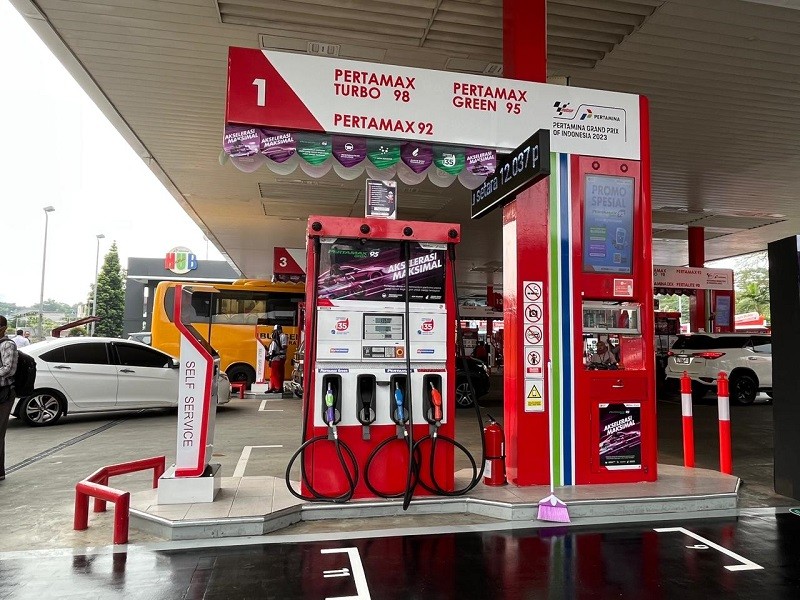 Harga BBM Pertamina Naik Lagi, Pertamax Dex Dibanderol Rp27.900 per Liter Harga BBM Pertamina Naik Lagi, Pertamax Dex Dibanderol Rp27.900 per Liter