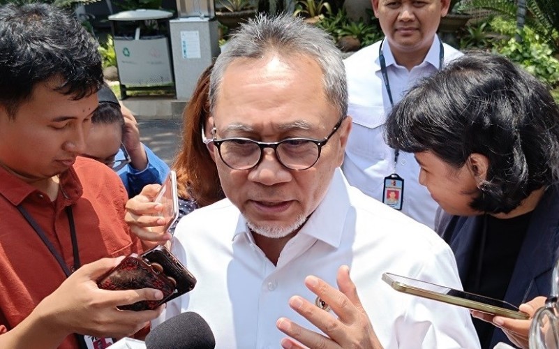 Zulhas Desak 32 Gubernur dan Bupati Kebut Pembangunan Proyek Pembangkit Sampah Jadi Listrik Zulhas Desak 32 Gubernur dan Bupati Kebut Pembangunan Proyek Pembangkit Sampah Jadi Listrik