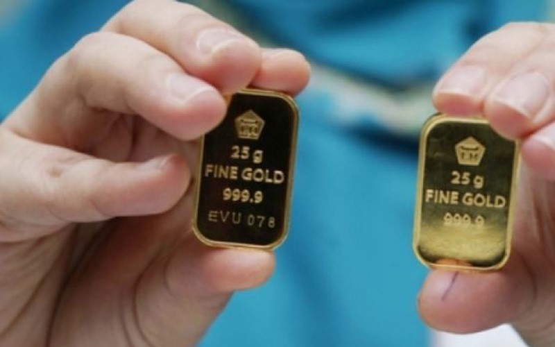 Harga Emas Antam Hari Ini Stagnan di Rp2.774.000 per Gram Harga Emas Antam Hari Ini Stagnan di Rp2.774.000 per Gram