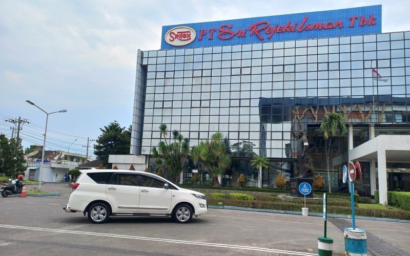 Saham Sritex (SRIL) Delisting, Lo Kheng Hong Pegang 1,02 Persen Saham Sritex (SRIL) Delisting, Lo Kheng Hong Pegang 1,02 Persen