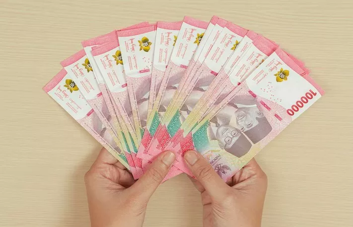Dibayangi Berbagai Tekanan, Rupiah Berhasil Ditutup Menguat ke Rp17.475 per USD Dibayangi Berbagai Tekanan, Rupiah Berhasil Ditutup Menguat ke Rp17.475 per USD