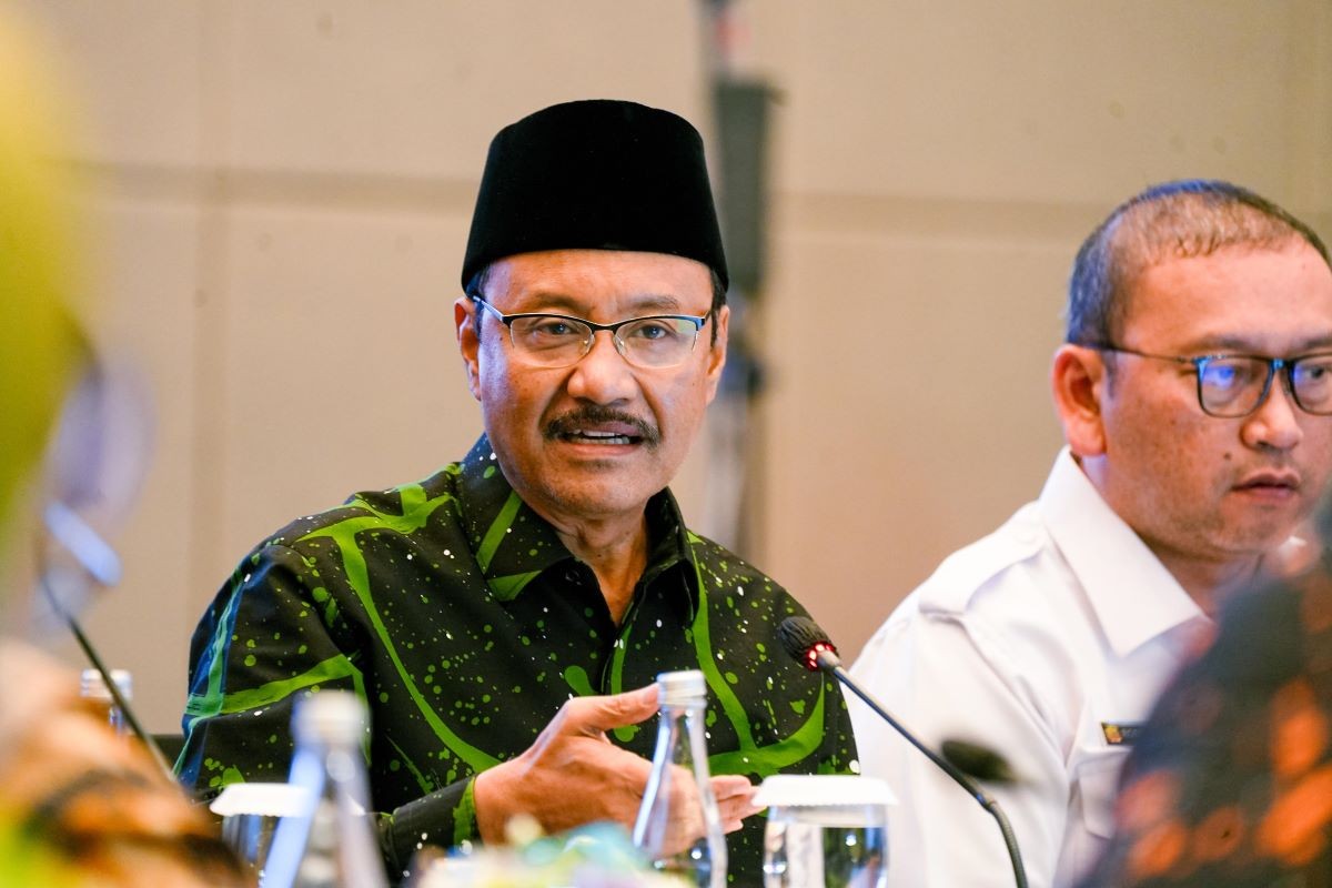 Mensos Pastikan Layanan untuk Masyarakat Tak Terganggu Meski ASN WFH Mensos Pastikan Layanan untuk Masyarakat Tak Terganggu Meski ASN WFH