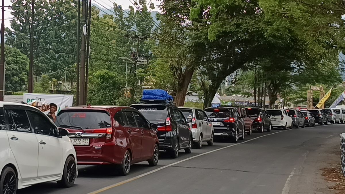 Lalin Menuju Lingkar Gentong Macet 10 Km di Puncak Arus Balik Lebaran
