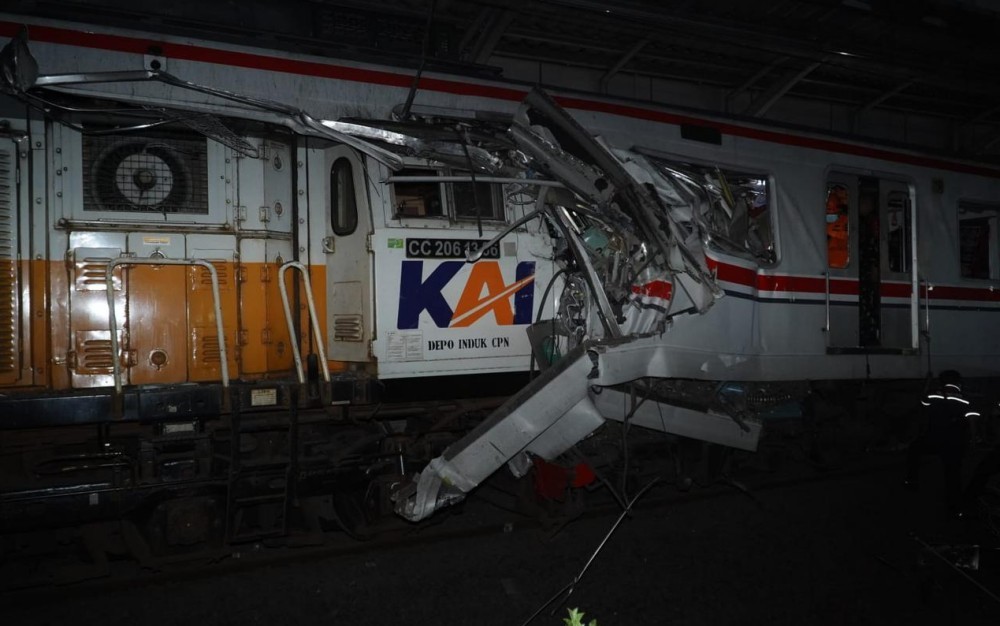 DPR Dorong Pemisahan Jalur KRL dan Kereta Api Jarak Jauh