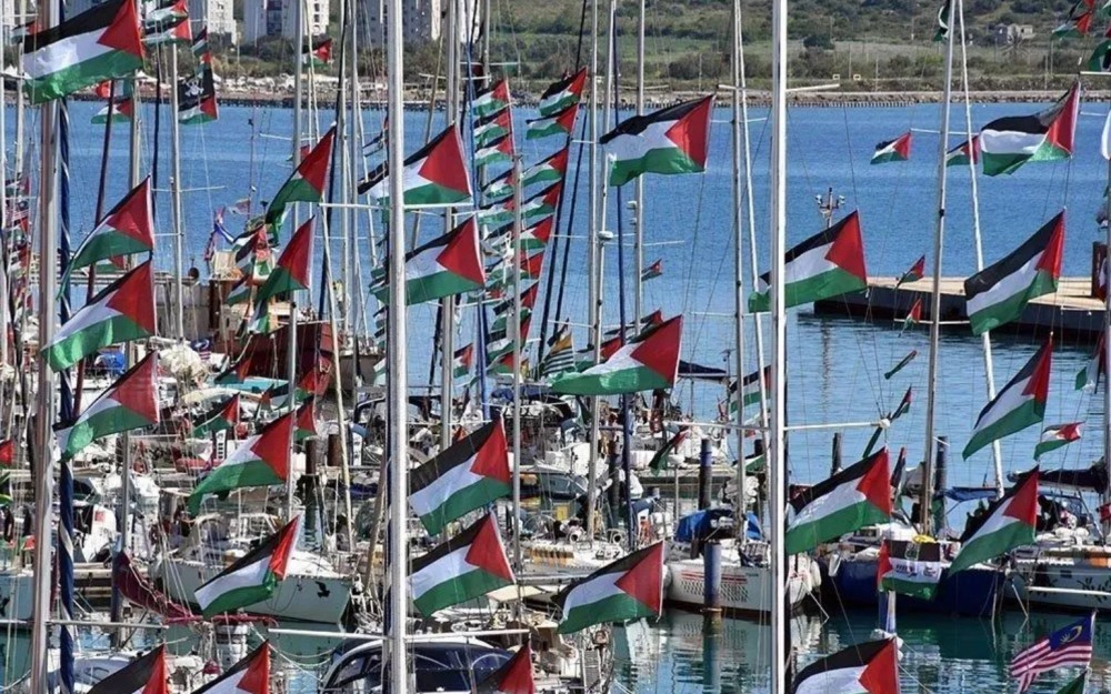 Kemlu Kecam Militer Israel yang Cegat dan Tangkap Kapal Misi Kemanusiaan ke Gaza Kemlu Kecam Militer Israel yang Cegat dan Tangkap Kapal Misi Kemanusiaan ke Gaza