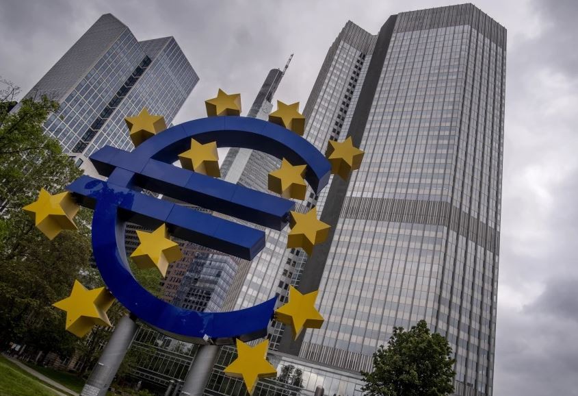 ECB Kerek Suku Bunga Jadi 2,25 Persen