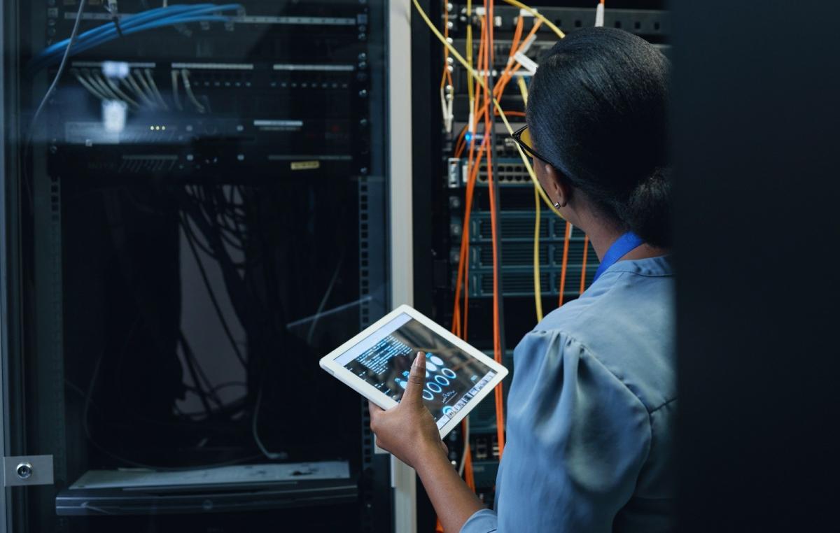 Danai Akuisisi hingga Ekspansi Data Center, MGLV Rights Issue 285,73 Juta Saham