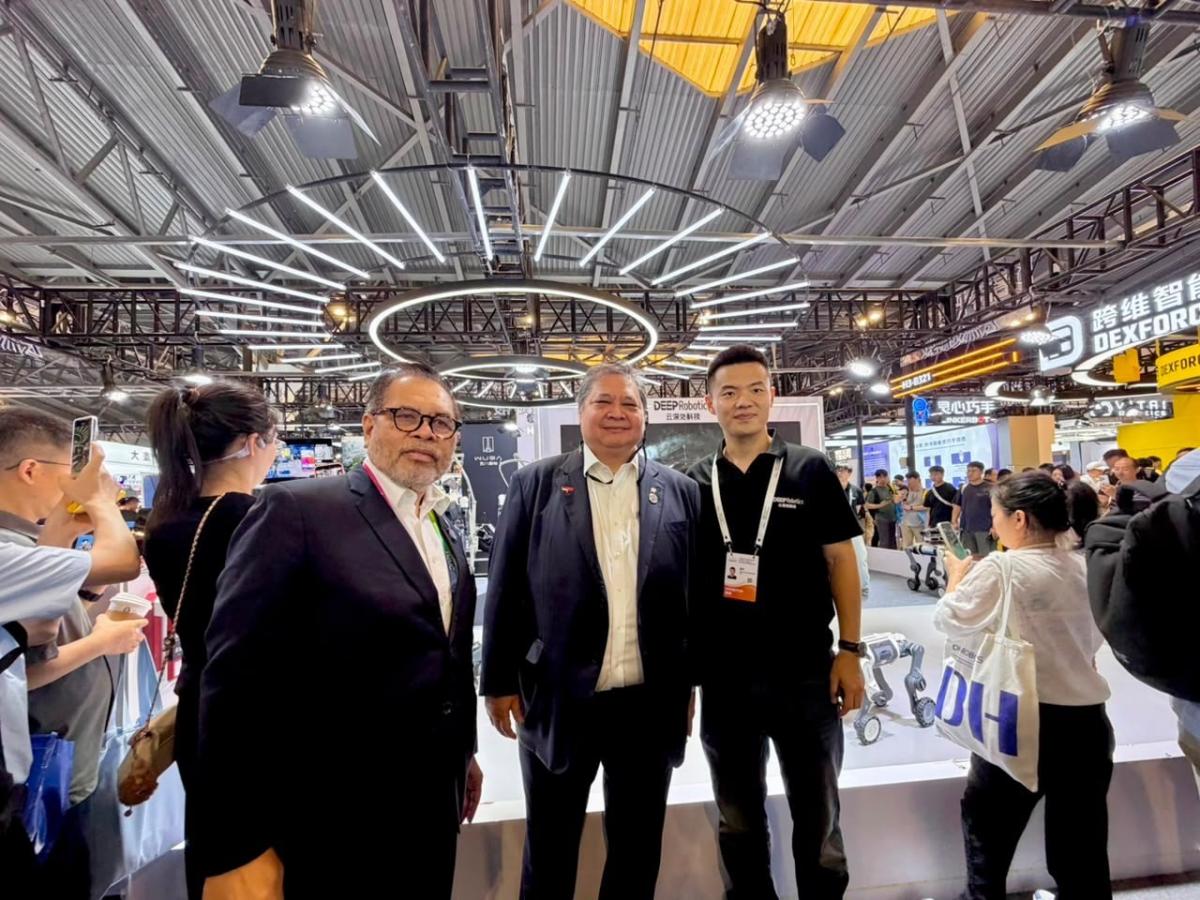 mei 88 Airlangga Bidik Transfer Teknologi Robotika dan AI dari Perusahaan Teknologi China ke RI