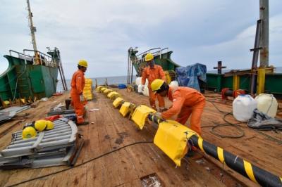 Dukung Pariwisata NTB, PLN Tambah Kabel laut ke Tiga Gili. (Foto: Dok PLN)