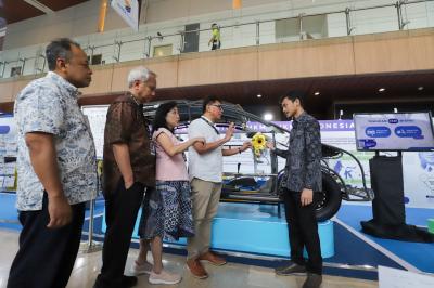 Yayasan Astra – Yayasan Dharma Bhakti Astra terus memperkuat komitmennya dalam mendorong pertumbuhan sektor IKM