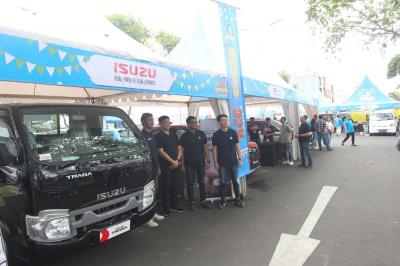 Astra Credit Companies (ACC) menggandeng 10 merek otomotif untuk menggelar pameran bertajuk 'ACC Carnival'