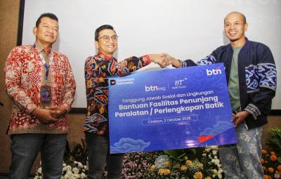 BTN merayakan Hari Batik Nasional dengan memberikan literasi keuangan dan pelatihan membatik ramah lingkungan kepada pengrajin Batik Trusmi