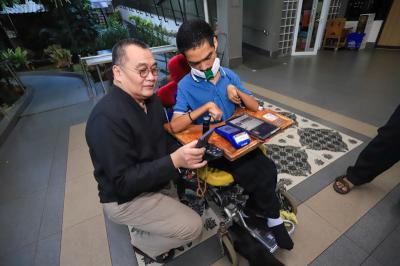 Bantuan sebesar Rp60 juta tersebut diberikan dalam rangka peringatan HUT ke-6 IFG