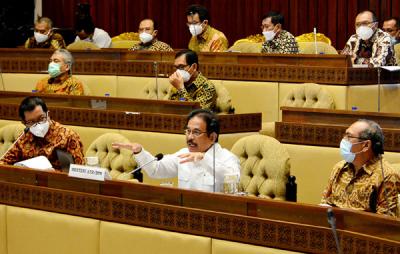 Menteri Agraria dan Tata Ruang/Kepala Badan Pertanahan Nasional Sofyan Djalil saat rapat kerja bersama Komisi II DPR RI di Jakarta, Senin (22/3/2021).