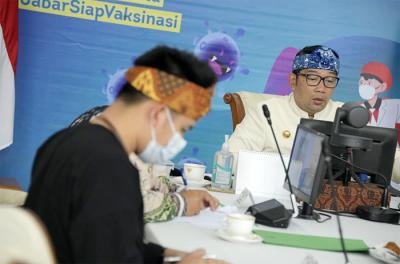 Gubernur Jawa Barat Ridwan Kamil meresmikan Portal Ekosistem Data Jabar (EDJ) secara virtual di Gedung Pakuan, Jawa Barat, Kamis (25/3/2021).