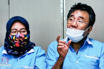 Ketua Umum Federasi Serikat Pekerja Bangunan dan Pekerjaan Umum (F-SP BPU) SPSI Hot Asi Simamora memberikan keterangan di Jakarta, Minggu (11/4/2021).