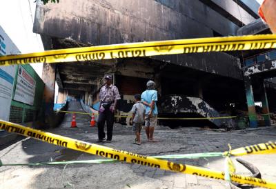Lokasi gedung pasca kebakaran di Blok C, Pasar Impres, Pasar Minggu, Jakarta, Selasa (13/4/2021).
