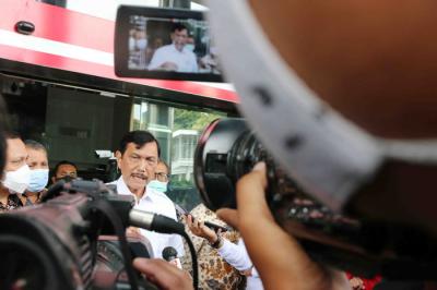 Menko Marves Luhut Binsar Pandjaitan menghadiri peluncuran Aksi Pencegahan Korupsi Stranas PK 2021-2022 di Gedung Merah Putih KPK, Jakarta, Selasa (13/4/2021).