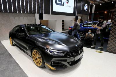 BMW Seri 8 Golden Thunder Edition hanya tersedia 1 unit untuk Indonesia.