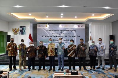 PTPP sepakat untuk melepaskan kepemilikan saham yang dimiliki oleh perusahaan sebesar 15% di PT Jasamarga Kualanamu Tol kepada investor asing asal Hong Kong.