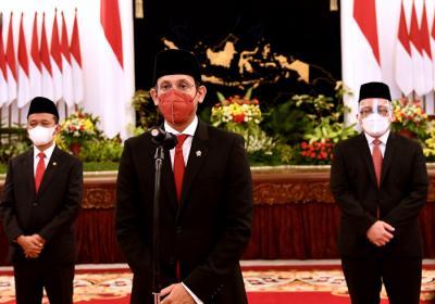 Presiden Joko Widodo saat acara pelantikan di Istana Negara, Jakarta, Rabu (28/4/2021).