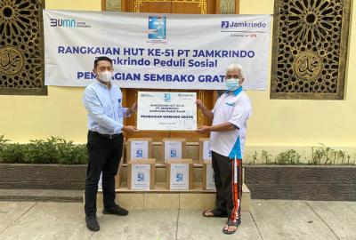 Kegiatan Safari Ramadan dilakukan melalui pembagian 5.100 paket sembako untuk masyarakat dan santunan untuk 1.000 anak yatim piatu.