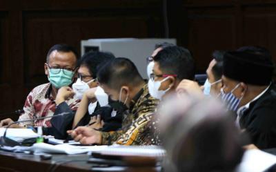 Terdakwa mantan Menteri Kelautan dan Perikanan Edhy Prabowo menjalani menjalani sidang lanjutan di Pengadilan Tindak Pidana Korupsi Jakarta, Rabu (5/5/2021).