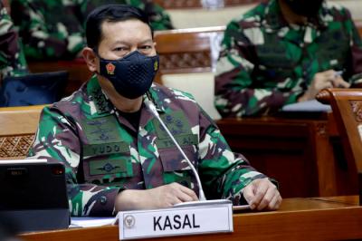 Rapat kerja membahas peristiwa KRI Nanggala 402 di Kompleks Parlemen, Senayan, Jakarta, Kamis (6/5/2021).