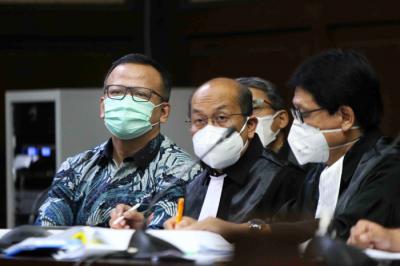Terdakwa mantan Menteri Kelautan dan Perikanan Edhy Prabowo mengikuti sidang lanjutan di Pengadilan Tipikor, Jakarta, Rabu (19/5/2021).