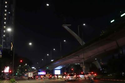 Pemandangan gerhana bulan total Super Blood Moon (Bulan Merah Super) di Jakarta, Rabu (26/5/2021).
