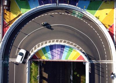 Sejumlah kendaraan melintas di Jalan Layang atau flyover Tapal Kuda Tanjung Barat di Jakarta, Rabu (26/5/2021).