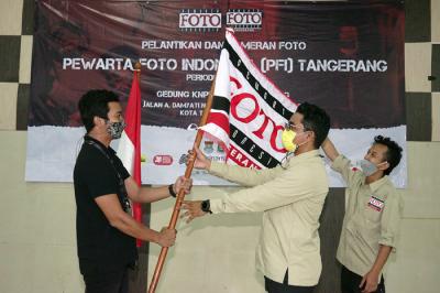 Pembukaan Pameran Foto dan Pelantikan Pengurus PFI Tangerang di Gedung KNPI, Kota Tangerang, Sabtu (29/5/2021).