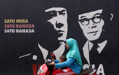 Peringatan Hari Lahir Pancasila di Kampung Tematik Kampung Teras Pancasila, Karang Tengah, Tangerang, Banten, Selasa (1/6/2021).