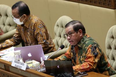 Rapat kerja Komisi II DPR RI di Kompleks Parlemen, Senayan, Jakarta, Rabu (2/6/2021).
