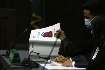 Terdakwa Mantan Direktur Teknik dan Pengelolaan Armada PT Garuda Indonesia Hadinoto Soedigno menjalani sidang tuntutan di Pengadilan Tipikor, Kamis (3/6/2021).
